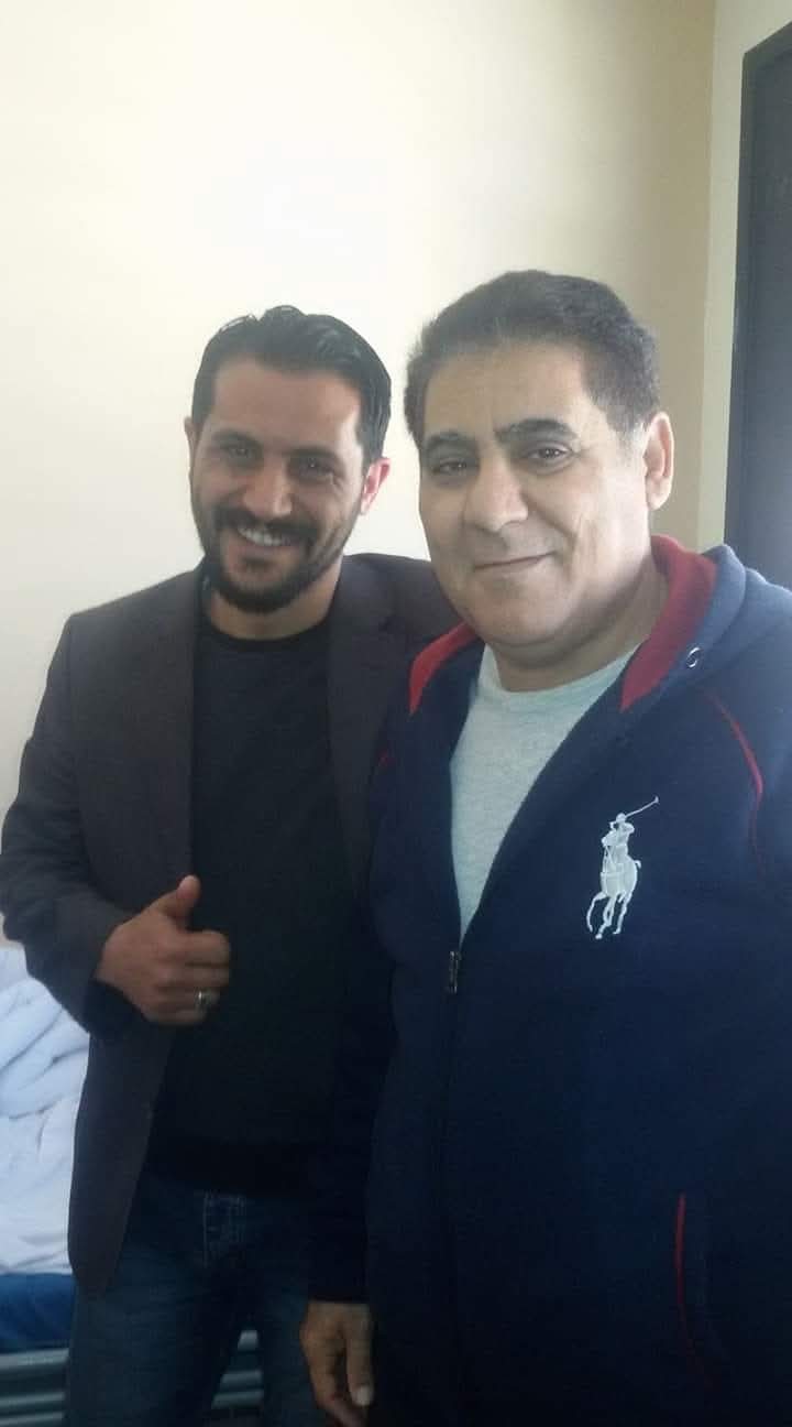 الفنان حسن نتفه في عرض مسرحي